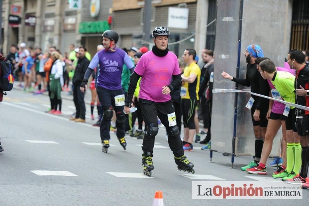 Murcia Maratón. Patinadores en carrera