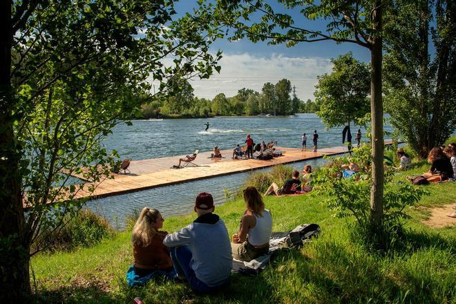 Wam Park, en el lago Sesquières