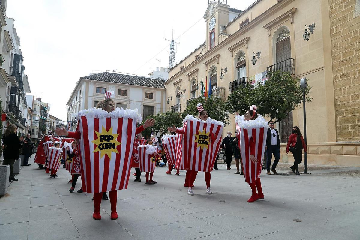 Unas palomitas muy animadas, en el Carnaval de Montilla.