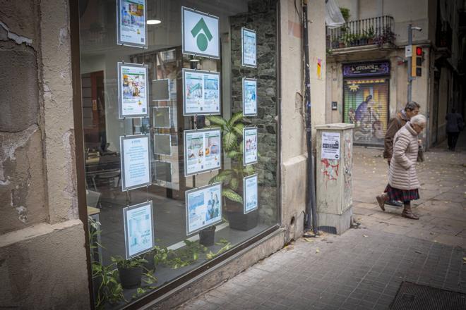 ¿Millor comprar o llogar, el 2026?: tres claus del mercat immobiliari a Barcelona davant els alts preus i l’escàs estoc