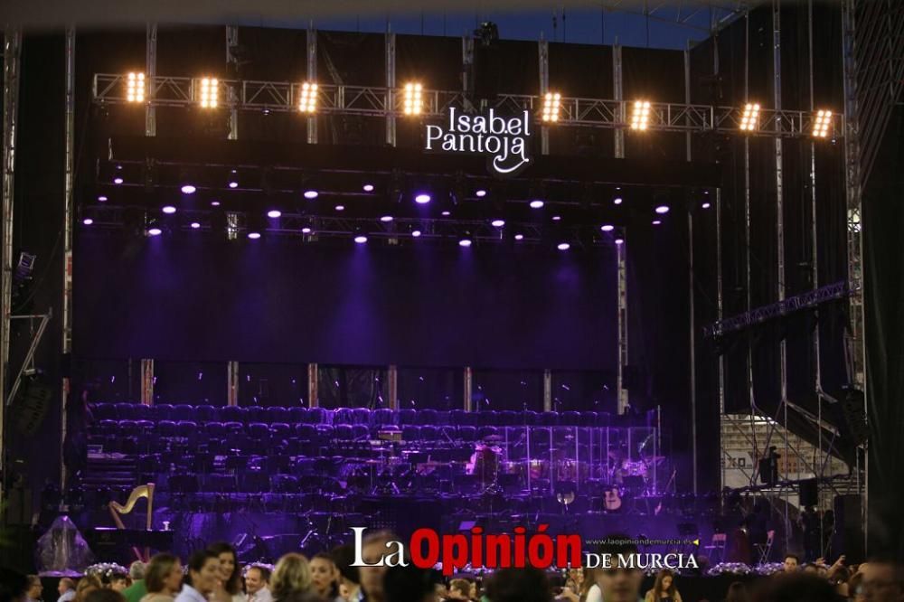 Isabel Pantoja, en la Plaza de Toros de Murcia.