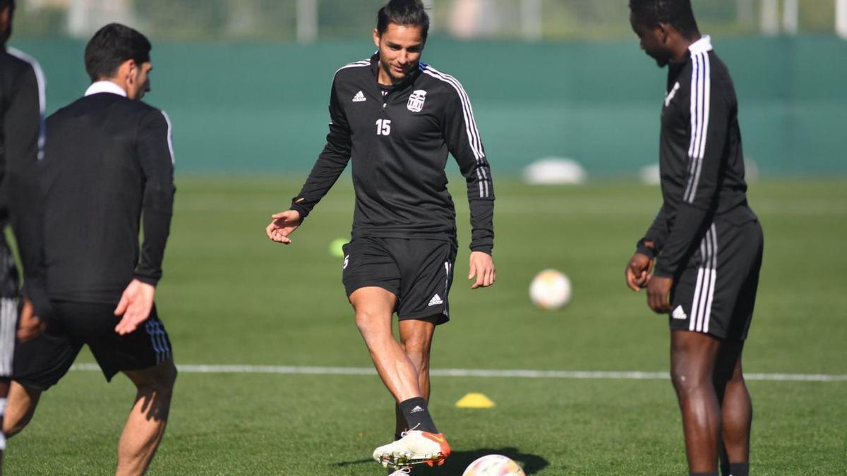 David Simón en un entrenamiento del FC Cartagena. | PRENSA FC CARTAGENA