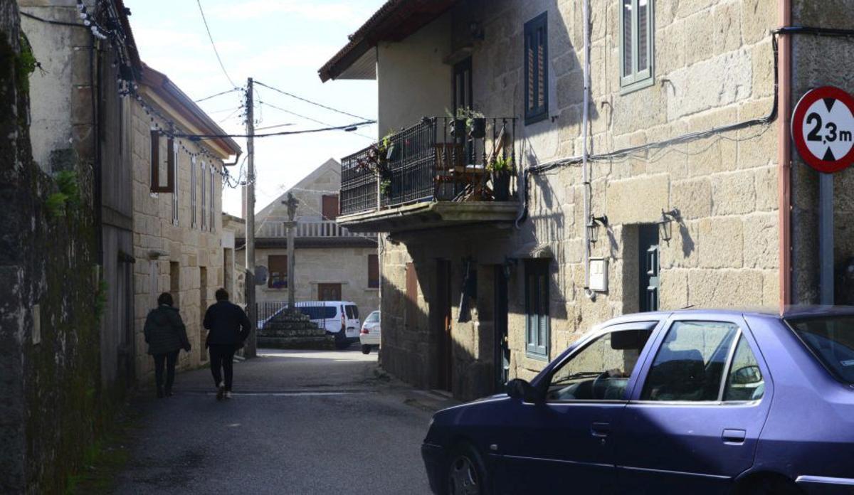 Entorno del cruceiro barroco, en donde comenzará la obra. |  G.N.