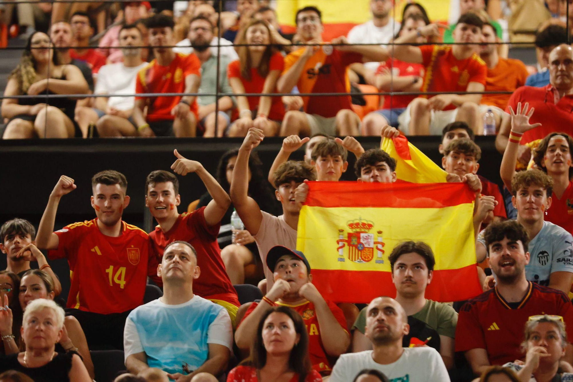 La Fonteta acoge con pantallas gigantes la semifinal de España en la Eurocopa