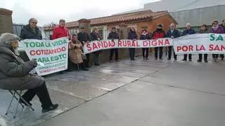 Sayago se mantiene firme en su defensa de la sanidad pública