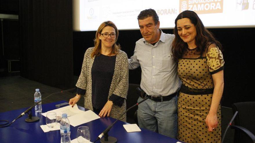 Martín Pozo junto a Calatayud y del Estal en el Ramos Carrión