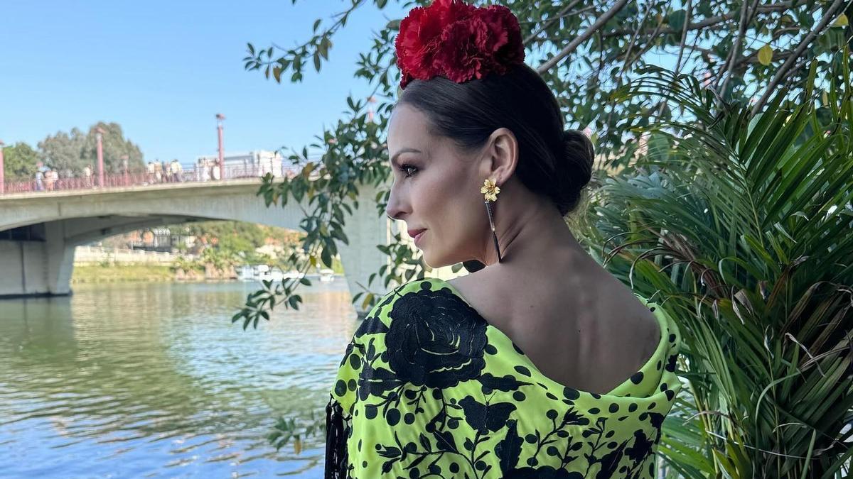 De Eva González a María G. de Jaime: los looks más bonitos de la Feria de Abril 2024 (con y sin traje de flamenca)