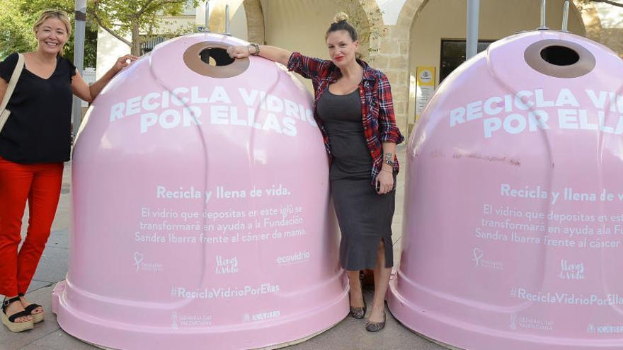 Los contenedores rosa de apoyo a la investigación del cáncer llegarán también al puerto de Xàbia