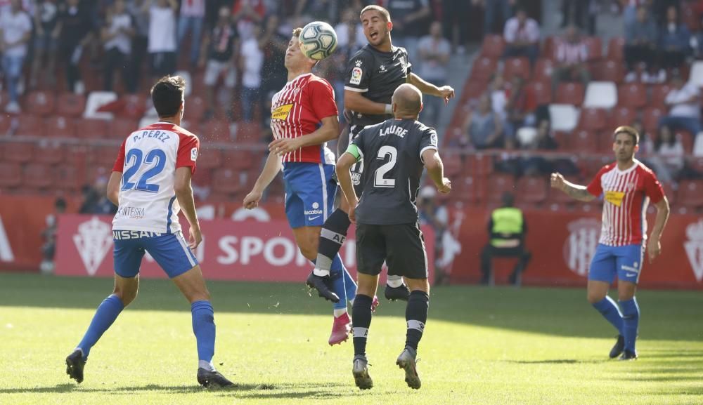 El Sporting 1 Alcorcón 3 en imágenes