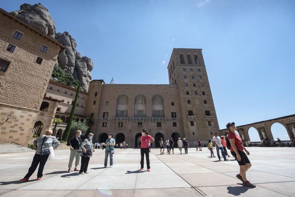 Montserrat reobre els accessos amb l'aeri i el cremallera després de la pandèmia