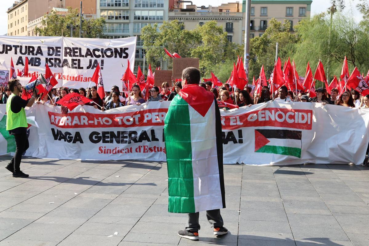 Manifestación de estudiantes en favor de Palestina en Barcelona