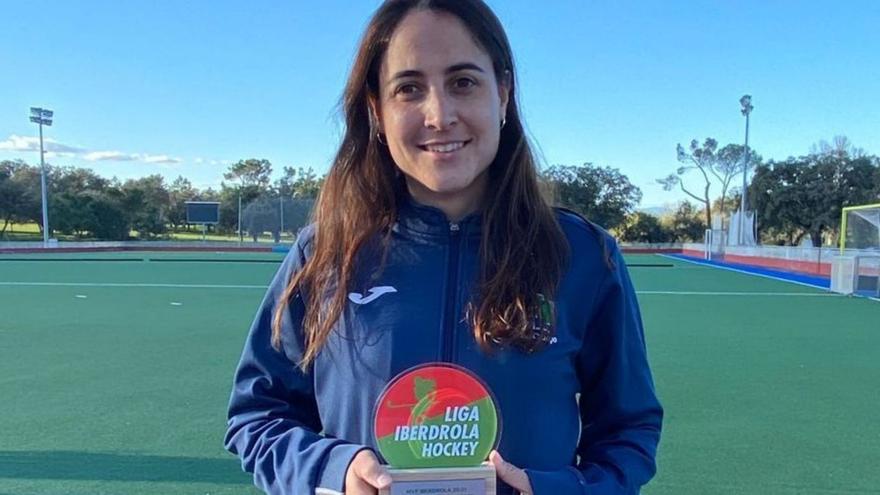 Amparo Gil: «El hockey me ha dado mucho»