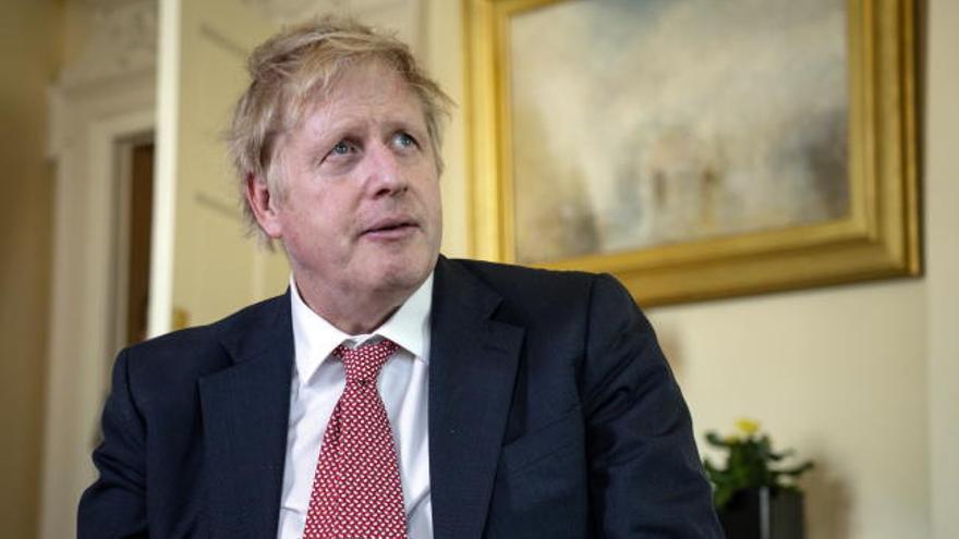 Boris Johnson anuncia que ya le han dado el alta