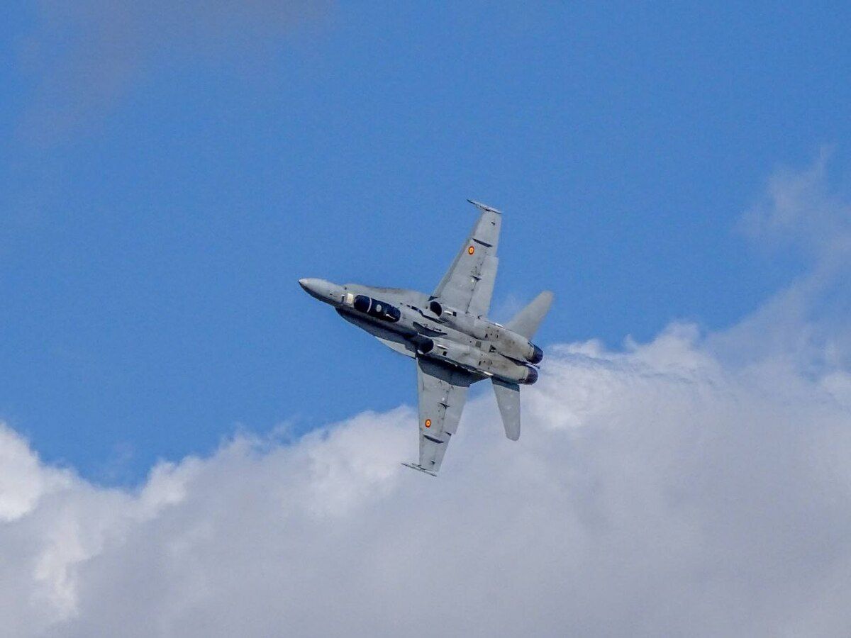 Las fotos de los cazas de combate del Ejército del Aire sobrevolando Mallorca