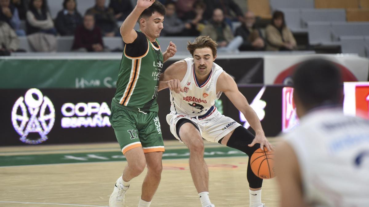 MONBUS OBRADOIRO COPA ESPAÑA | El Obradoiro cumple en Huesca y ya está en cuartos de la Copa