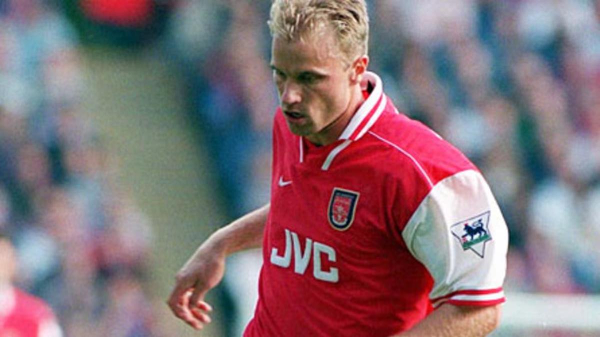 Dennis Bergkamp, jugador del Arsenal