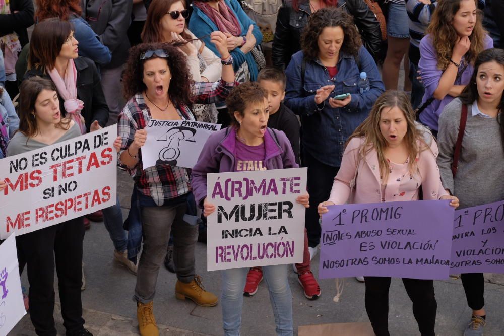 Manifestación en Elda en contra de la sentencia de 'La Manada'