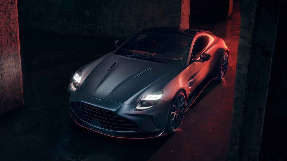 Aston Martin Vantage S