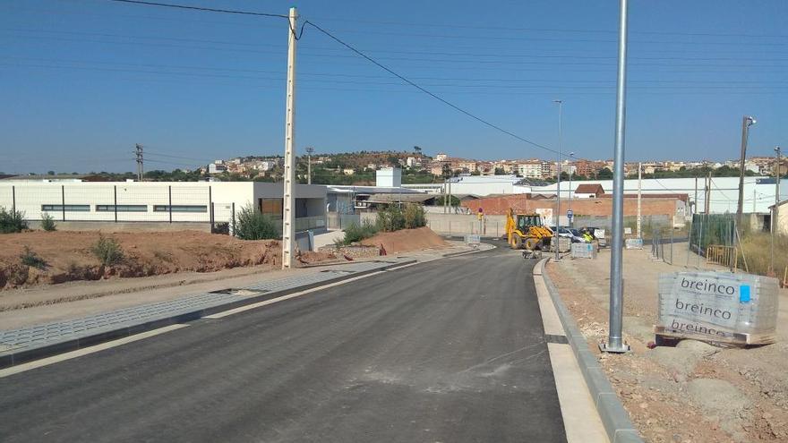 Obert al trànsit el camí de Rajadell en direcció a Manresa