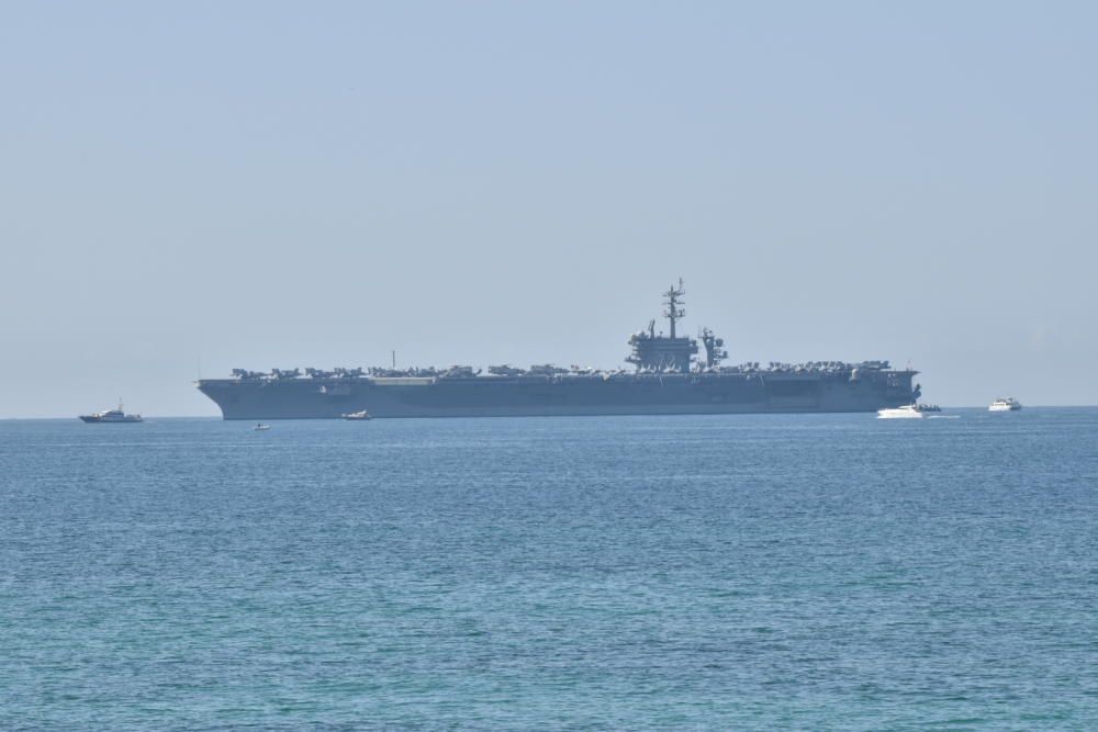 El portaaviones Abraham Lincoln, en Palma