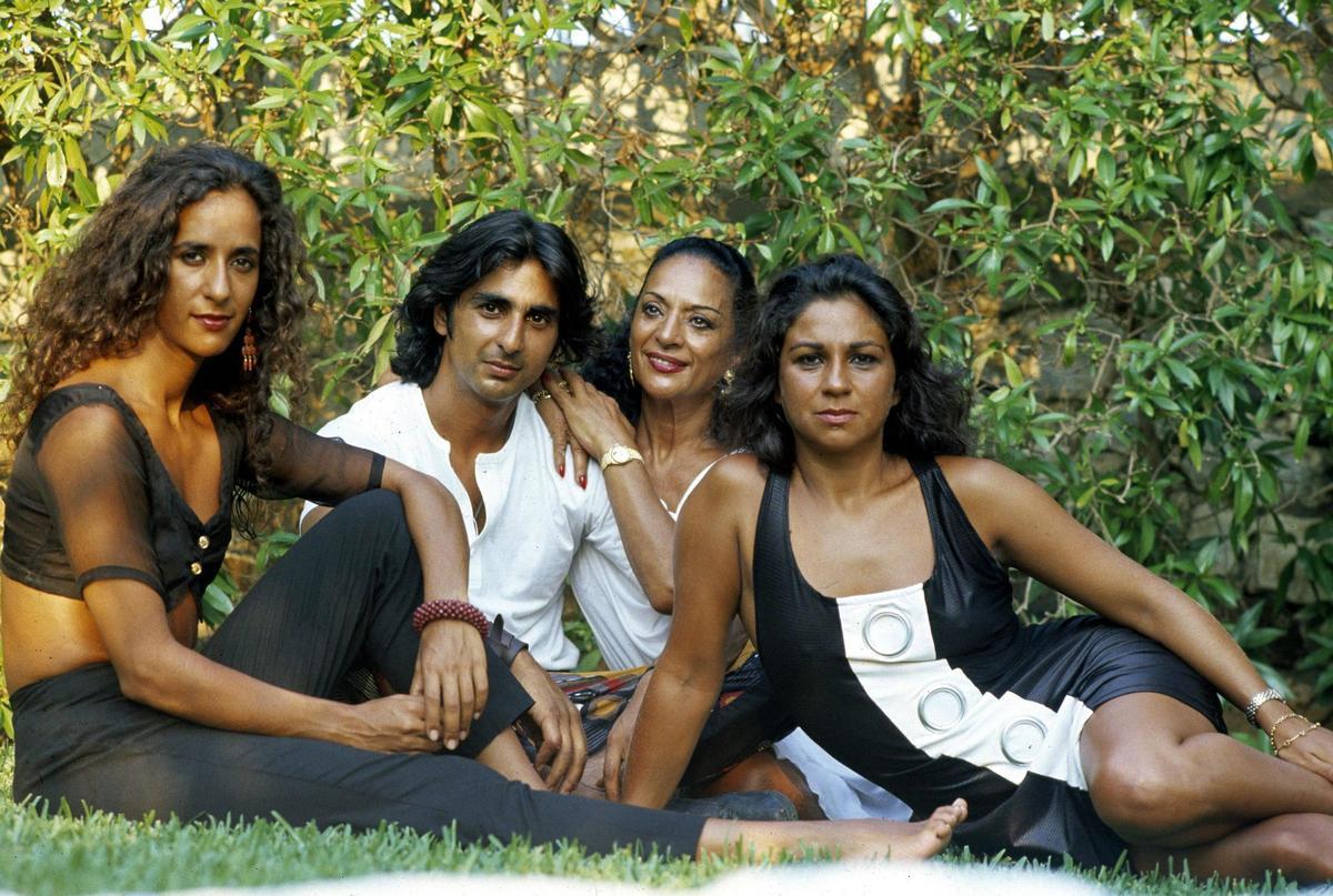 Familia Flores