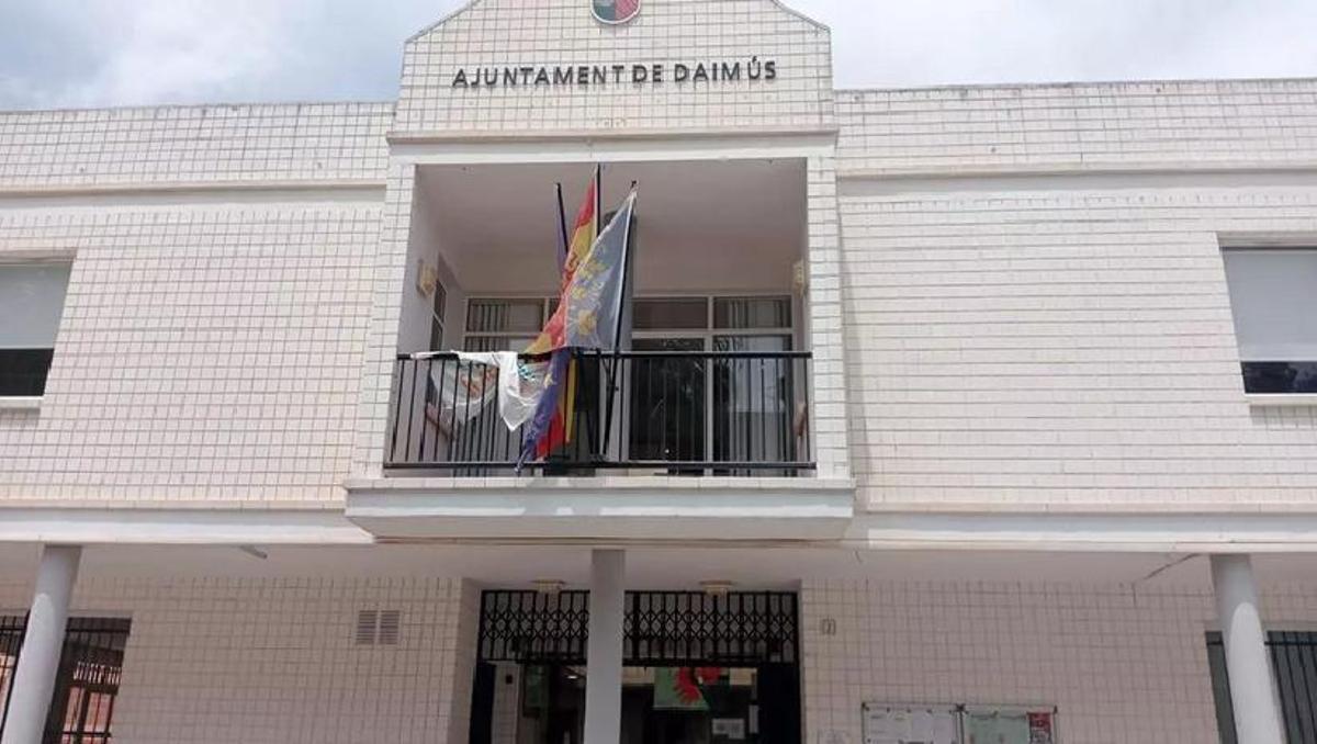 L'Ajuntament de Daimús aprova en ple ordinari la seua adhesió al Fons