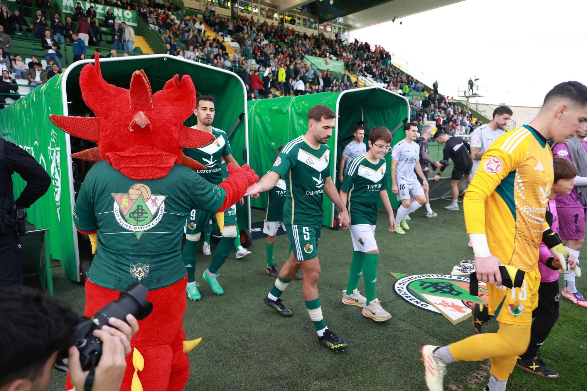 Fotogalería | Las imágenes del Cacereño - Avilés