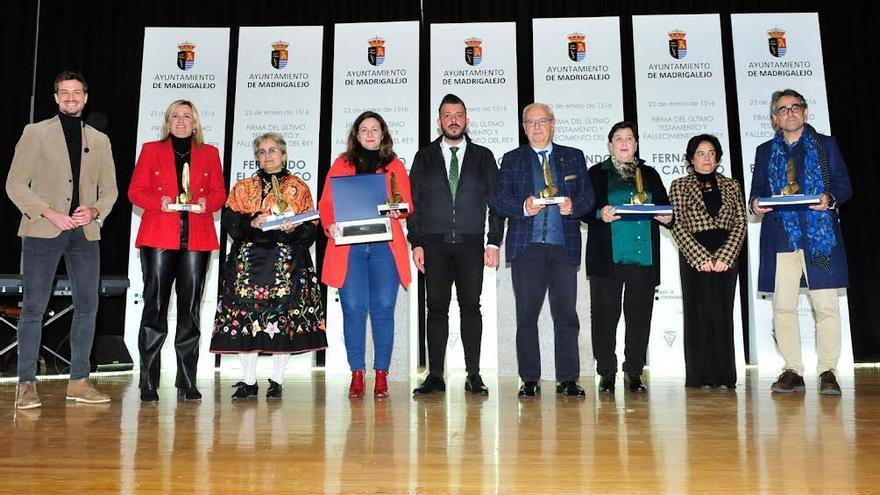 La entrega de premios pone el broche a la Semana Fernandina de Madrigalejo