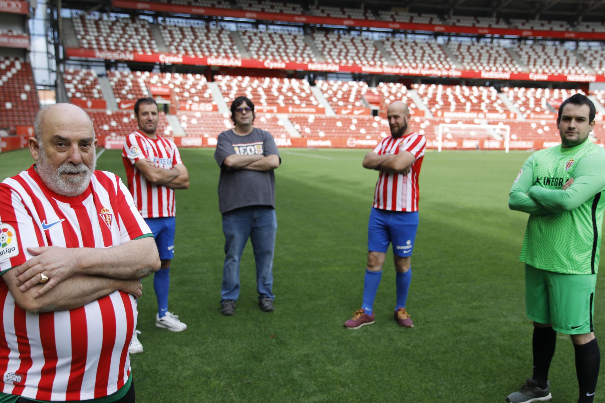 Los aficionados del Oviedo y del Sporting se visten de jugadores para el derbi