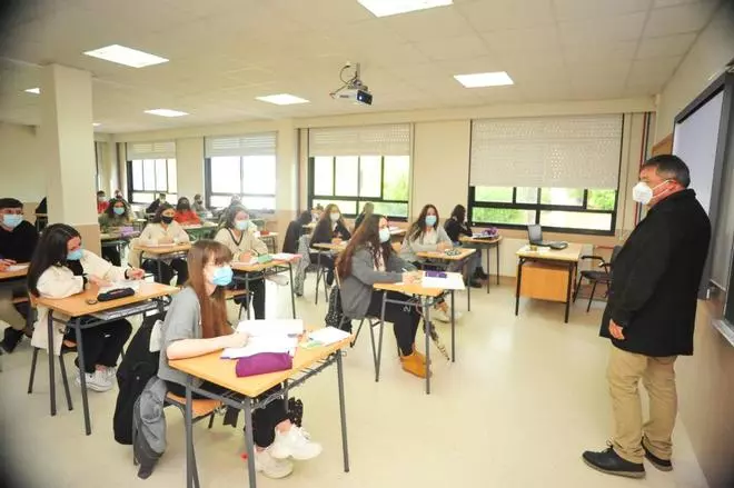 Los alumnos del Castro Alobre de Vilagarcía estrenan aulas más amplias