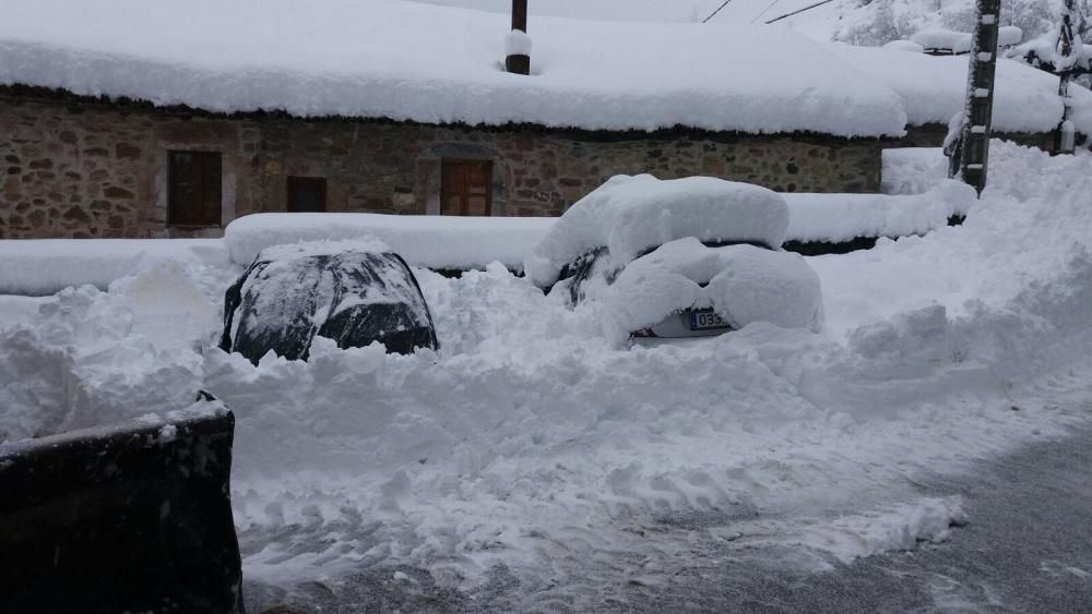 Gran nevada en Villarín, en Somiedo