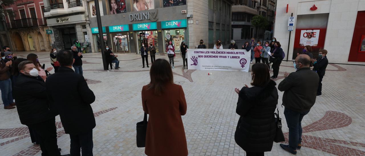 Concentración feminista el pasado mes de marzo en Elche durante la pandemia