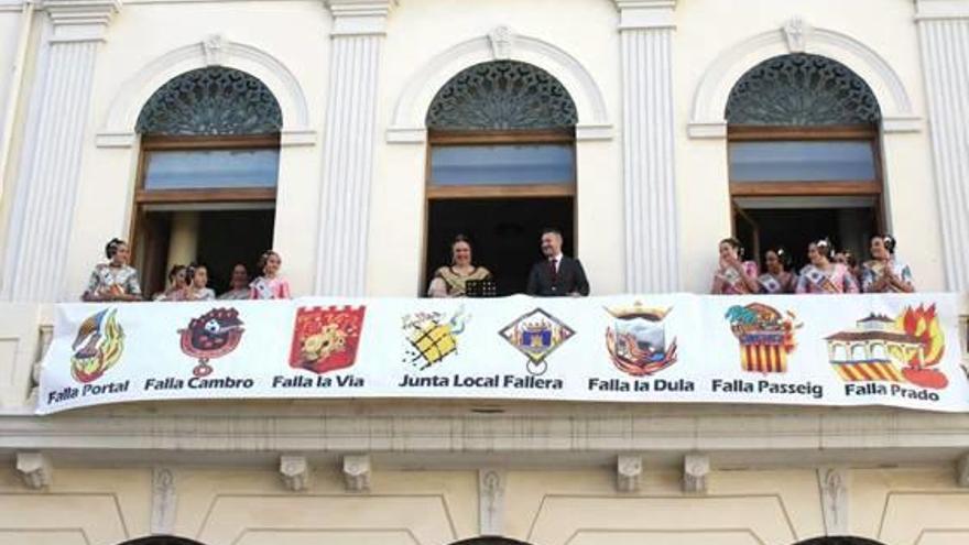 La Crida de este año, desde el balcón del ayuntamiento.