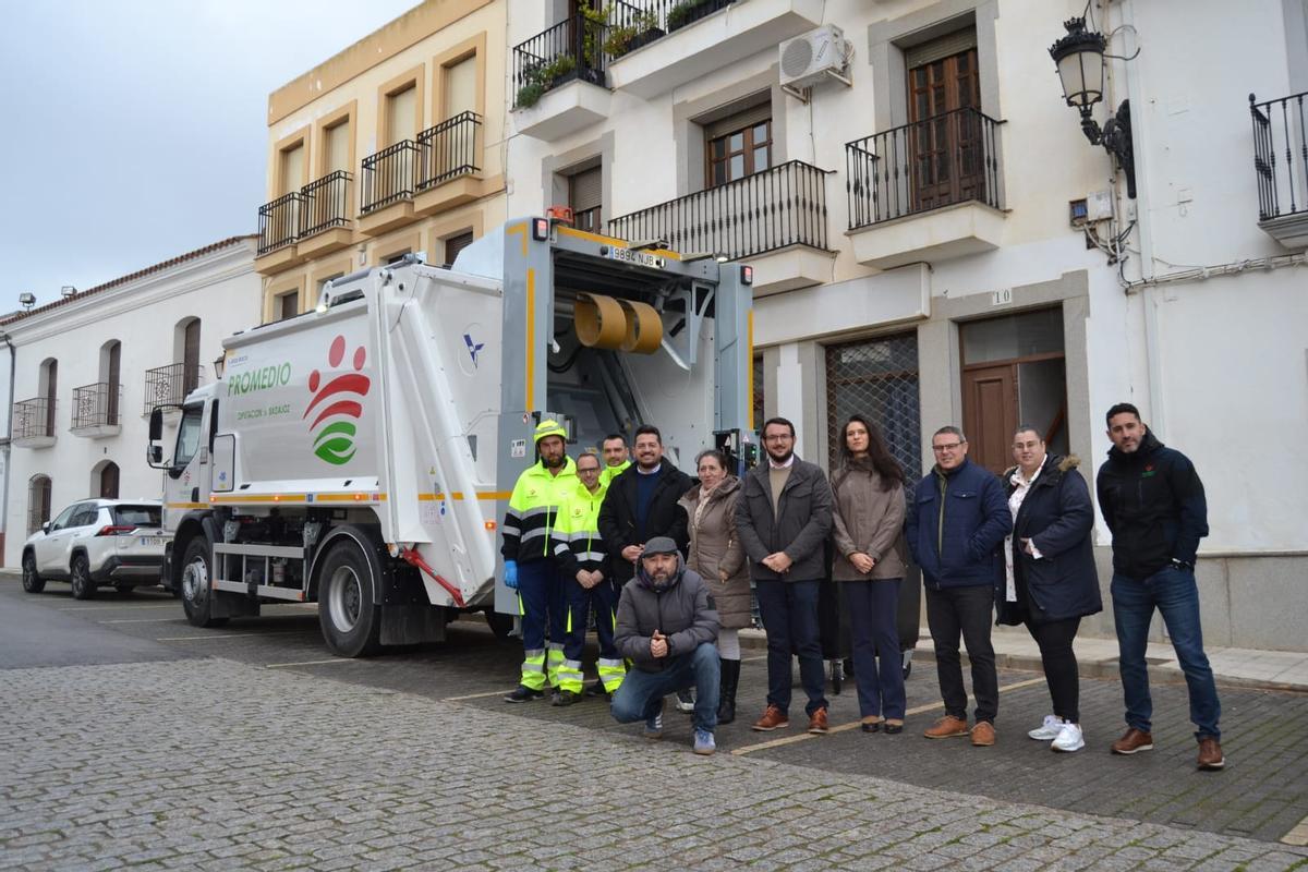Tierra de Barros-Matachel estrena camión recolector