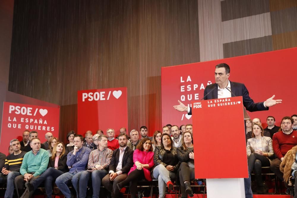 Mitín de Pedro Sánchez en Gijón