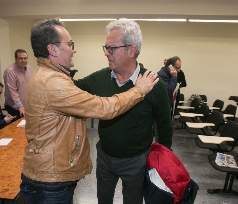 Sanguino, apadrinado por el exsenador Ángel Franco, logró más del 55% de los votos y, por tanto, superó el tope del 50% que invalidaba la segunda vuelta.