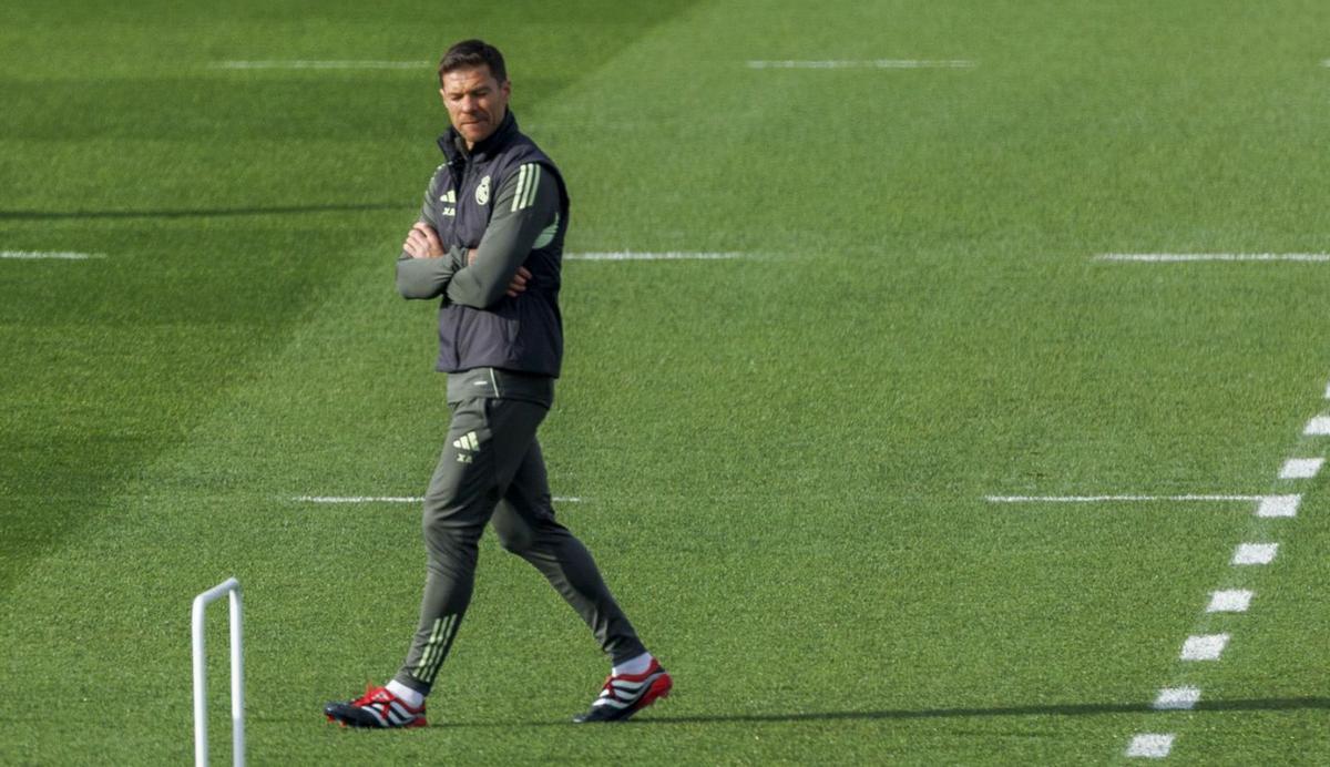 Xabi, amb el dubte de Mbappé, se la juga davant Guardiola