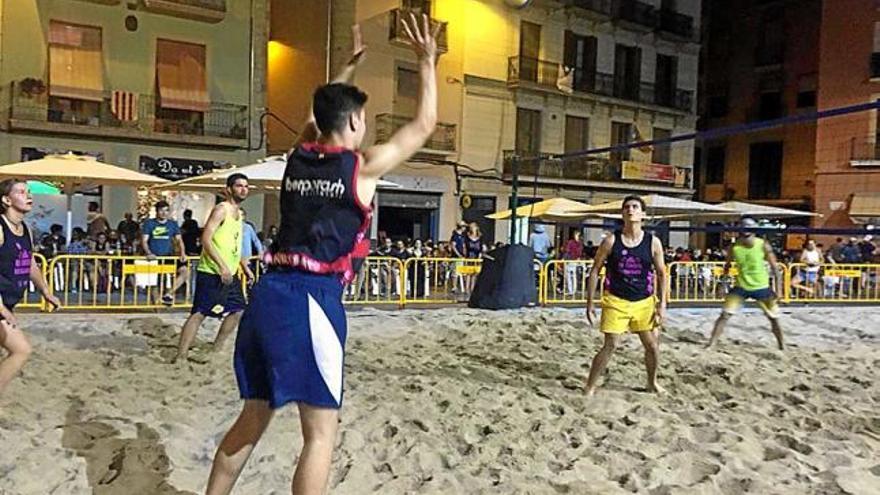 Dissabte a la nit van tenir lloc les finals del torneig, a la plaça Major