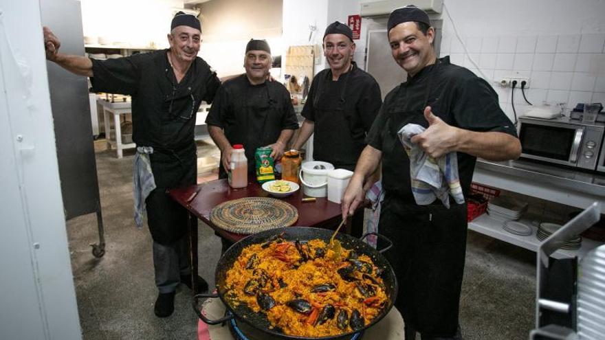 Paellas para todos en es Canar | VICENT MARÍ