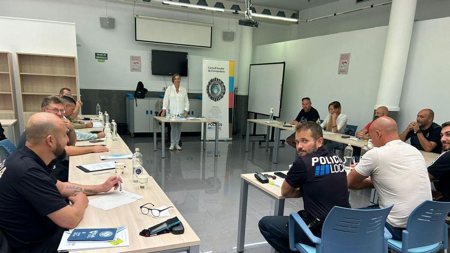 Formentera acoge la reunión de coordinación de los agentes de educación vial de las Pitiusas