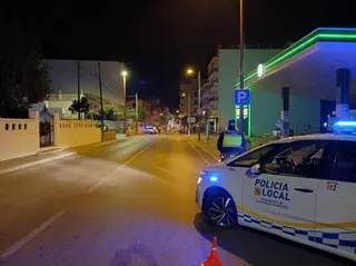La Policía Local de Santa Eulària interpone 37 denuncias por alcohol y drogas en un solo día