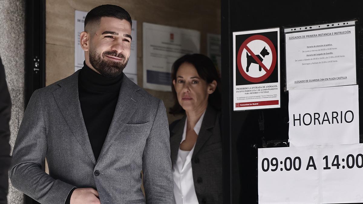 Salida de Topuria, tras acudir a un Juzgado de Violencia Sobre la Mujer