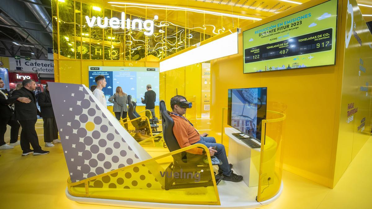 Stand de Vueling en Fitur 2023.