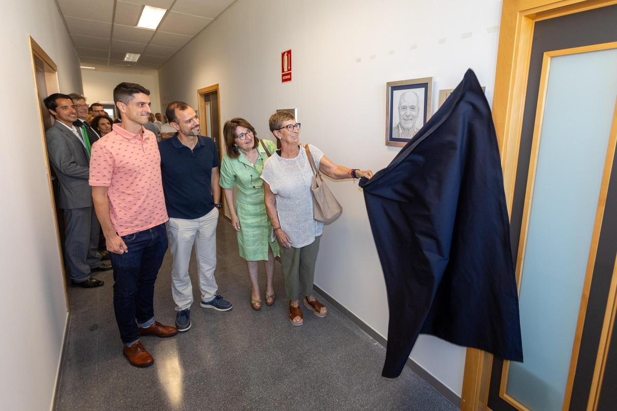 Inauguración del observatorio Guillermo Bernabéu y homenaje póstumo en el parque científico de la Universidad de Alicante Inauguración del observatorio Guillermo Bernabéu y homenaje póstumo en el parque científico de la Universidad de Alicante