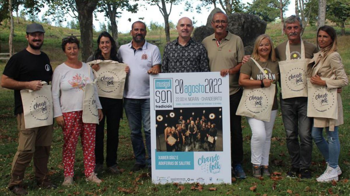 Presentación del festival Chandefolk con Xavier Díaz, ayer.