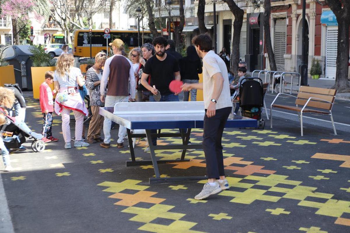 Zona peatonal de la supermanzana de La Petxina