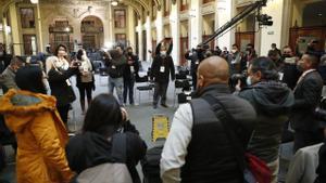 Periodistas mexicanos guardan silencio durante la rueda de prensa del presidente Andrés Manuel López Obrador como protesta por los compañeros asesinados.