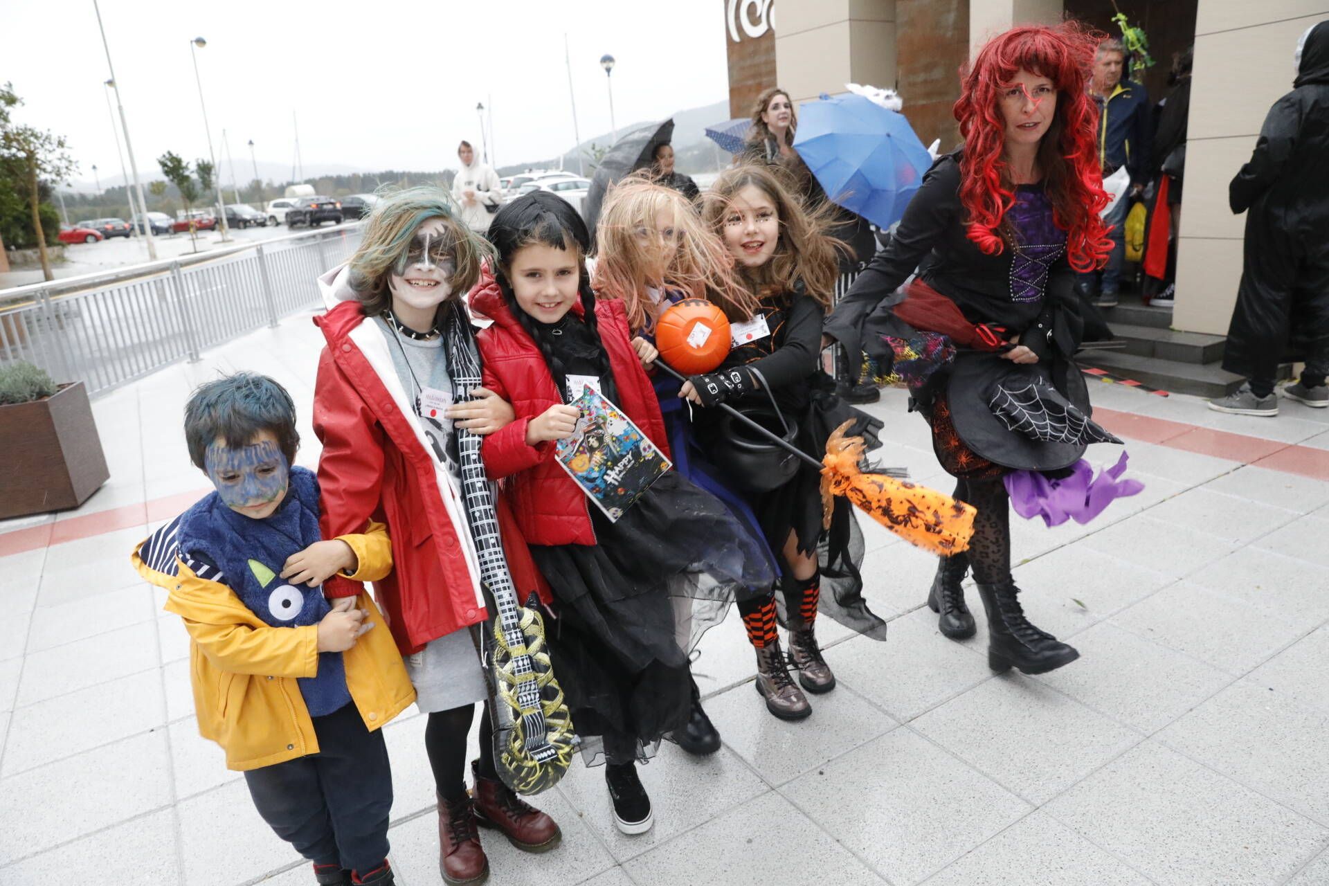 EN IMÁGENES: El pueblo que se disfraza entero por Halloween