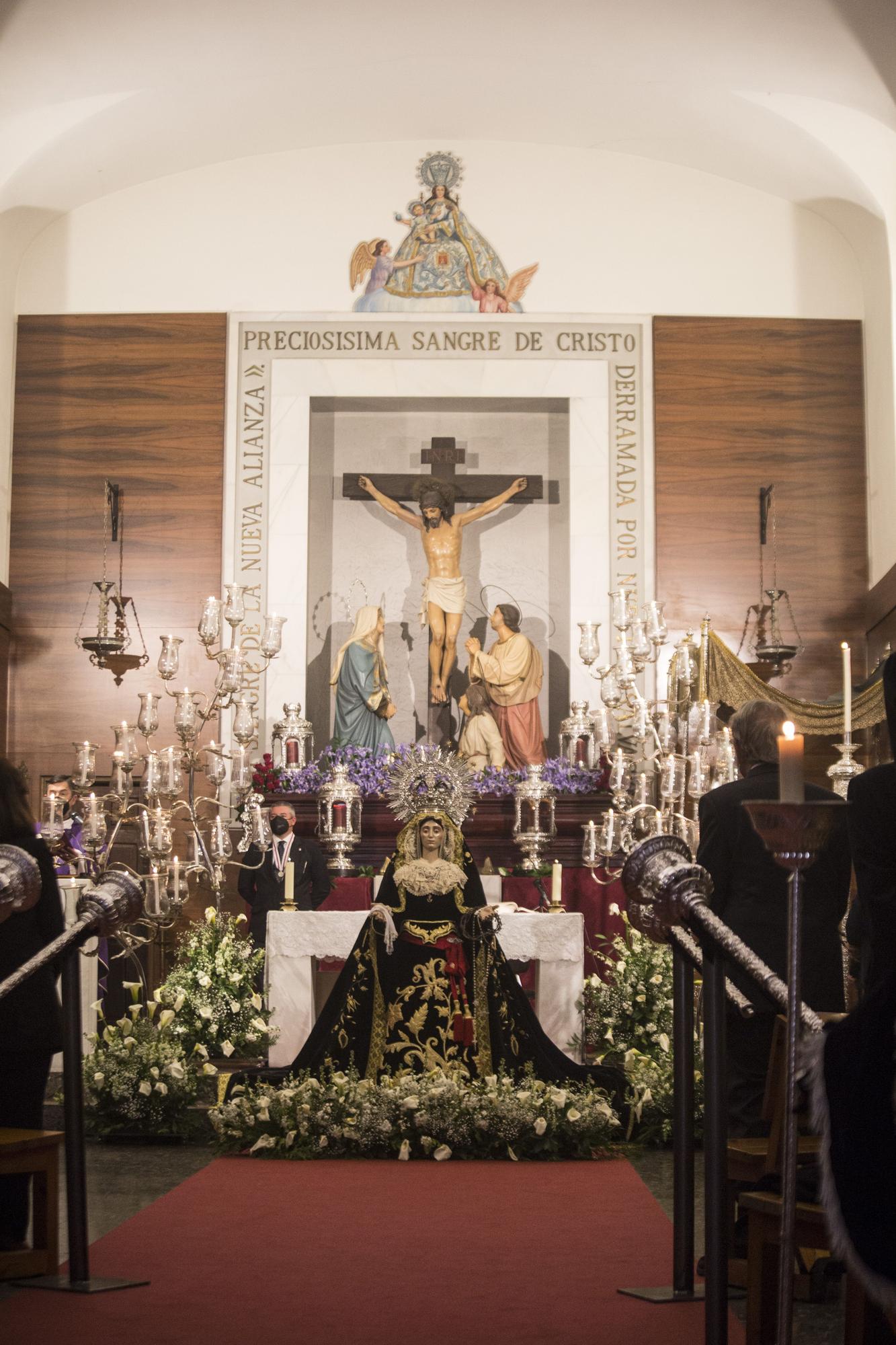 Puertas restauradas en la capilla del convento de las Monjas de la Sangre