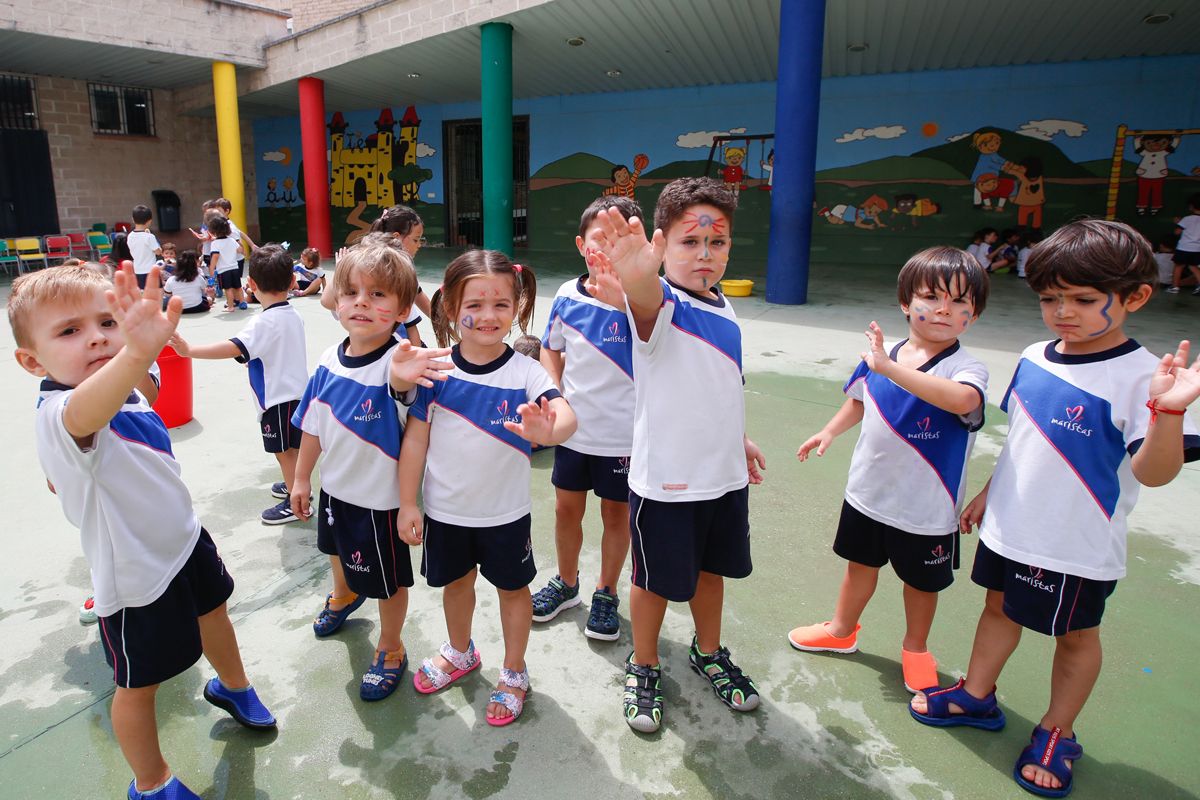 La comunidad educativa dice adiós al curso más difícil